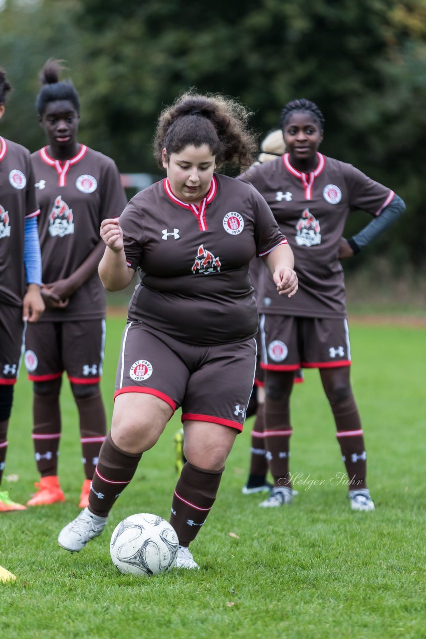 Bild 109 - C-Juniorinnen Halstenbek-Rellingen - St.Pauli : Ergebnis: 0:5